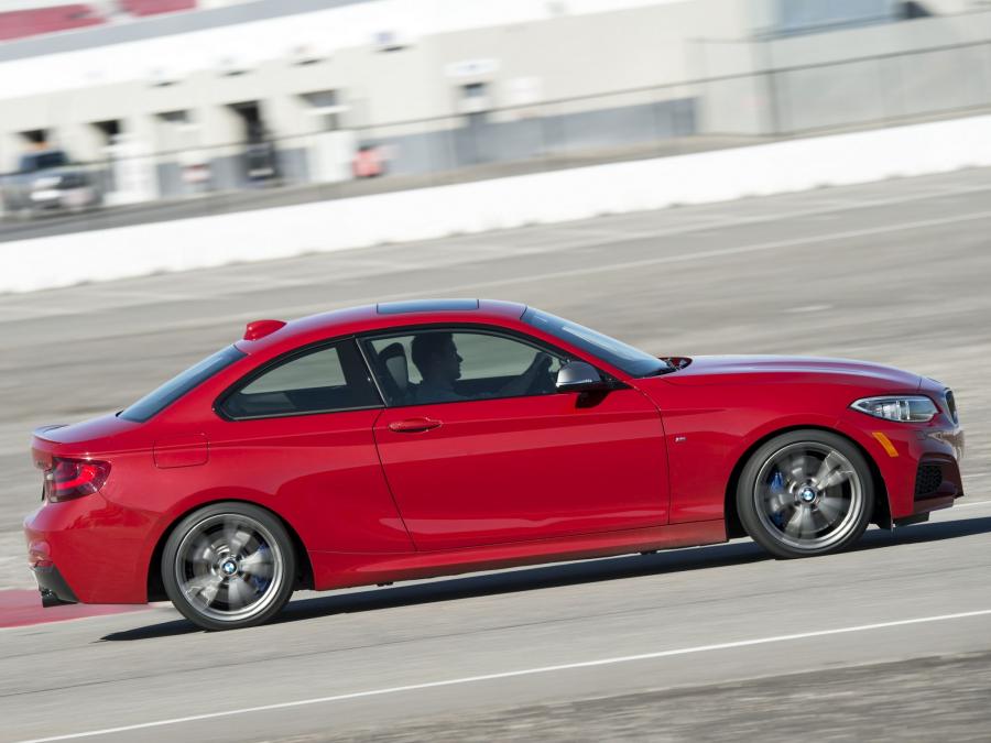  BMW M235i Coupe 2014 года  (US) (фото 24 из 30)